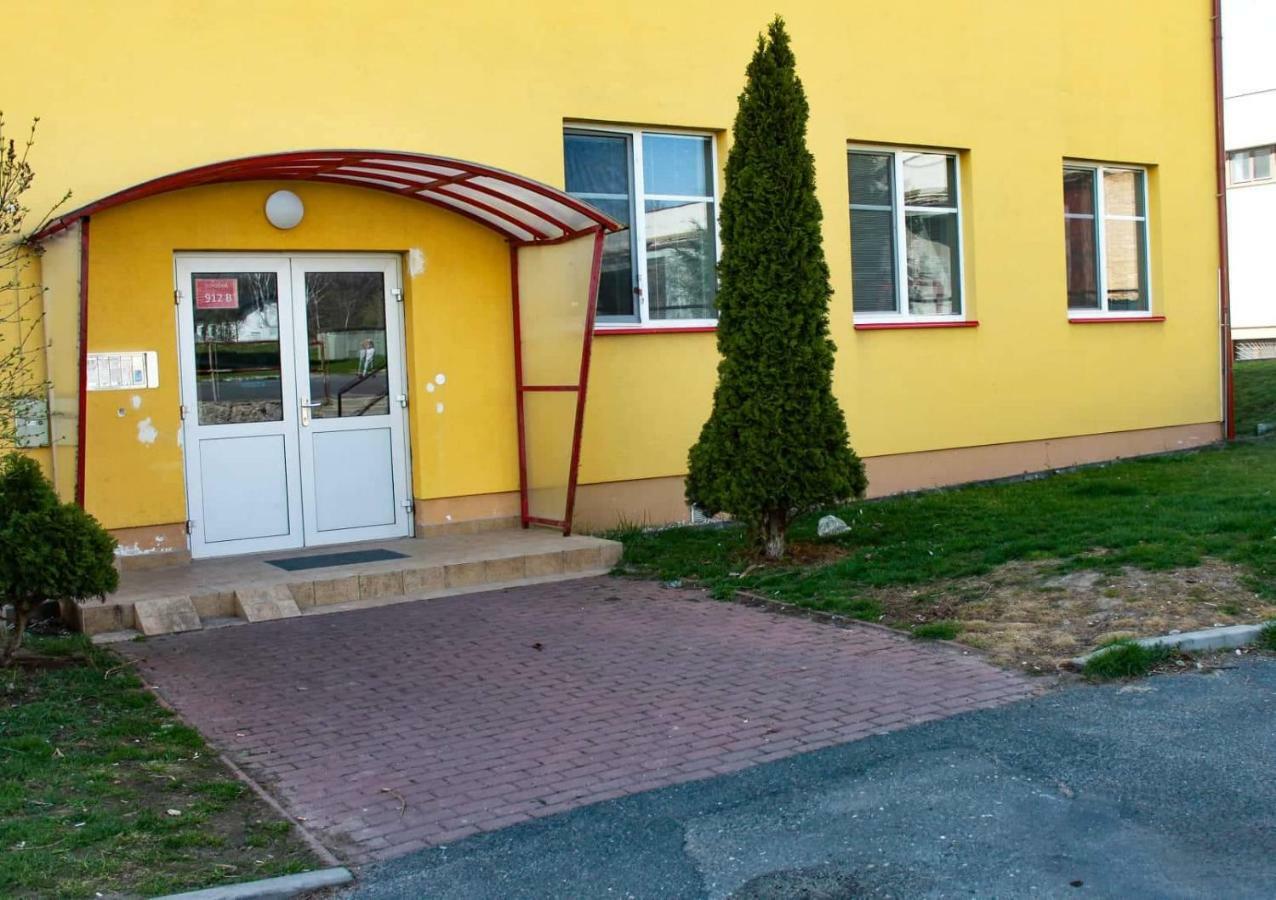 Apartman Topolova 912B Milovice  Eksteriør bilde